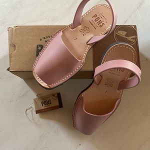 PONS sandals , size 7